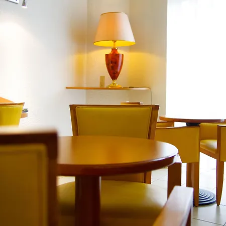 イビス ガール 3* グルノーブル