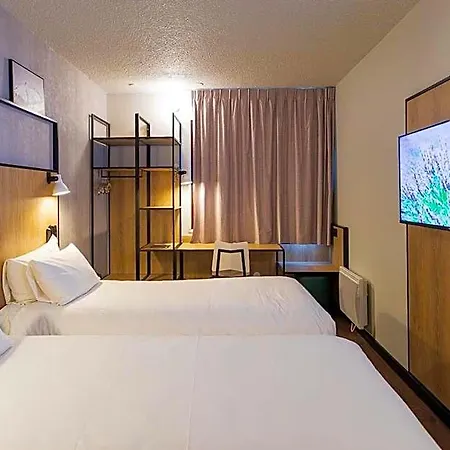 Ibis Gare 3*