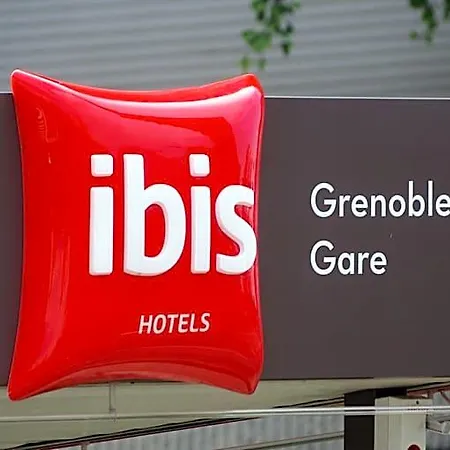 Ibis Gare Hotel 3*