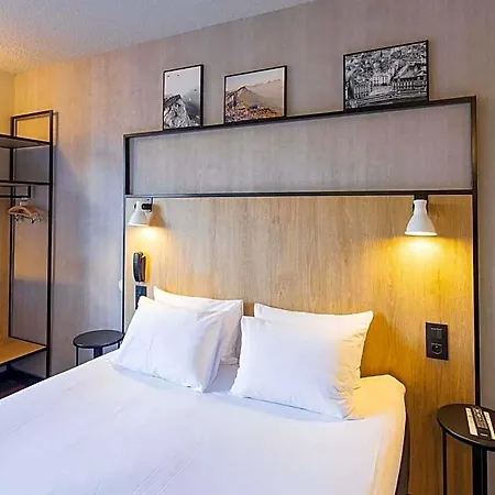 Ibis Gare 3*